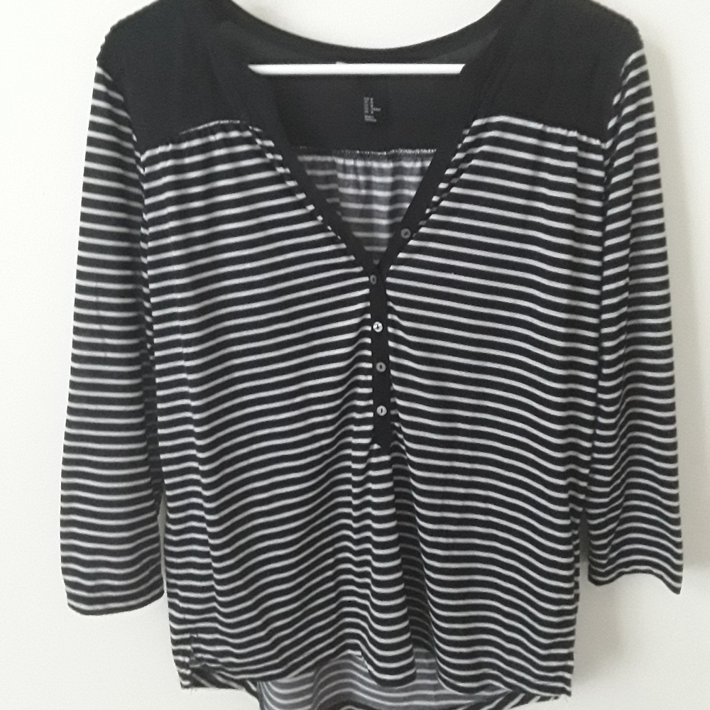 Striped Quarter Sleeve Henley Top